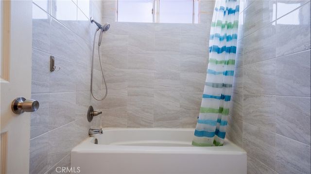 13619 W Constitution Way, Fontana, CA 92336