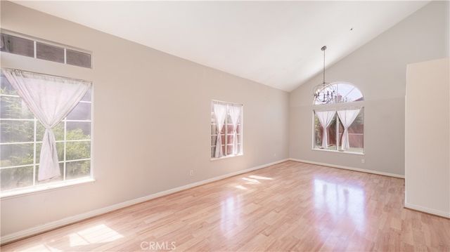 13619 W Constitution Way, Fontana, CA 92336