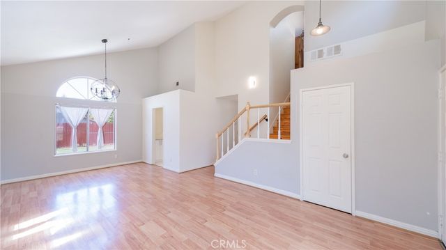 13619 W Constitution Way, Fontana, CA 92336