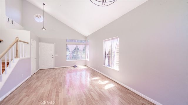 13619 W Constitution Way, Fontana, CA 92336
