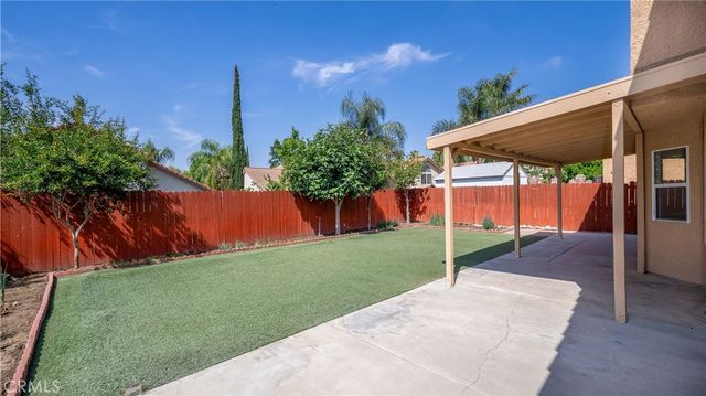13619 W Constitution Way, Fontana, CA 92336