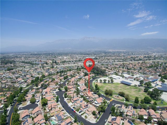 13619 W Constitution Way, Fontana, CA 92336