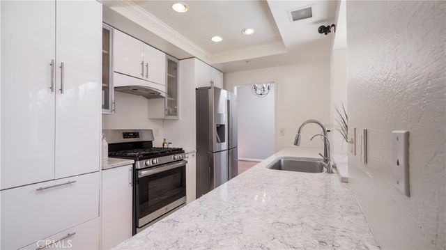13619 W Constitution Way, Fontana, CA 92336