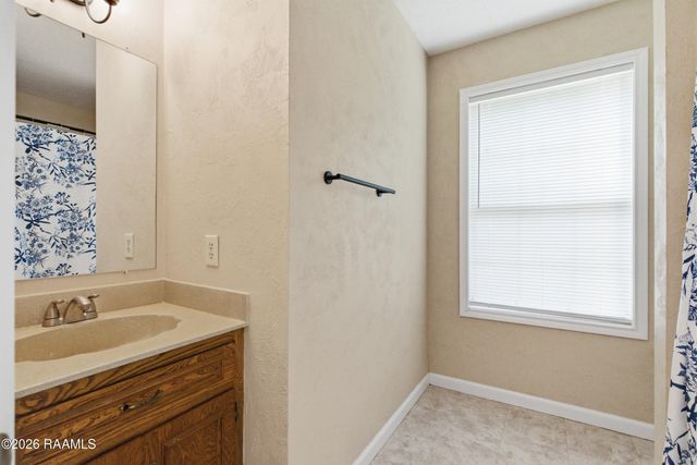 156 Magnifique Road, Breaux Bridge, LA 70517