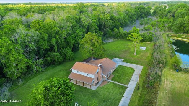 156 Magnifique Road, Breaux Bridge, LA 70517