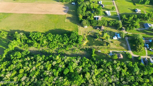 156 Magnifique Road, Breaux Bridge, LA 70517