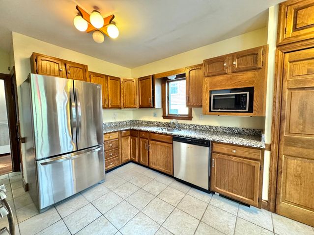 40 Highland Ave Single Fam, Arlington, MA 02476