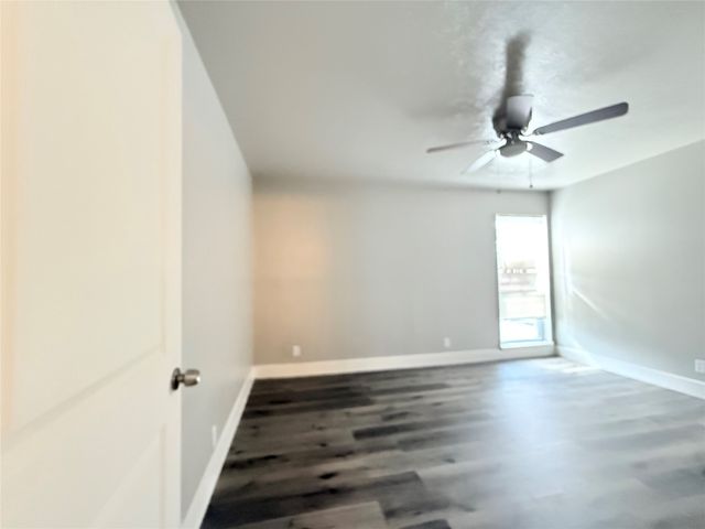 980 S Weatherred Drive A, Richardson, TX 75080