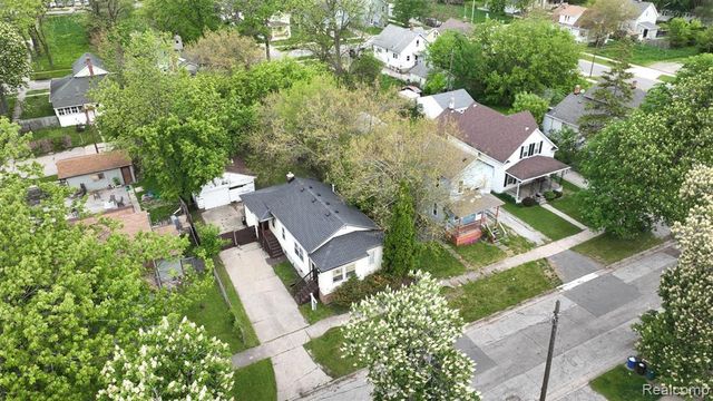 909 N Granger Street, Saginaw, MI 48602