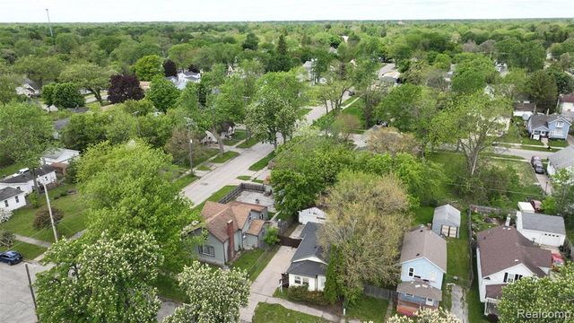 909 N Granger Street, Saginaw, MI 48602