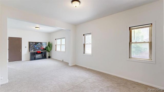 909 N Granger Street, Saginaw, MI 48602