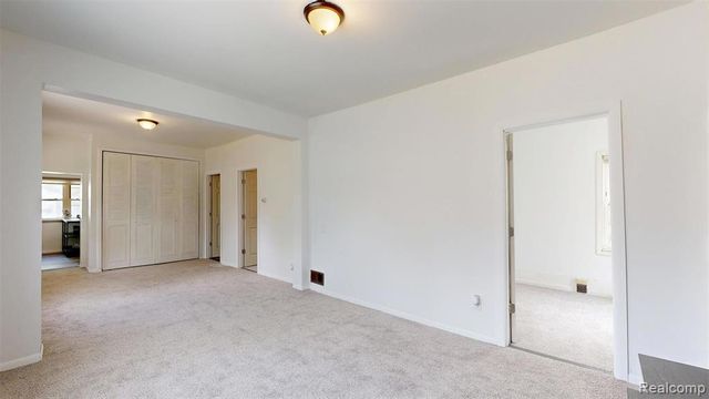 909 N Granger Street, Saginaw, MI 48602