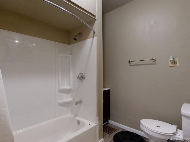 909 N Granger Street, Saginaw, MI 48602