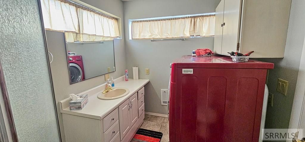 Image 24 of property listing at Address unavailable.