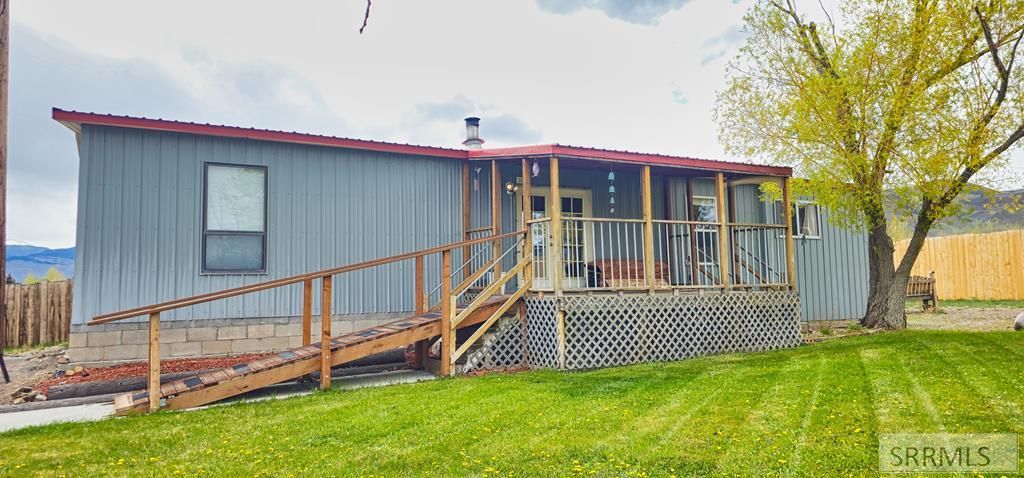 Image 3 of property listing at Address unavailable.