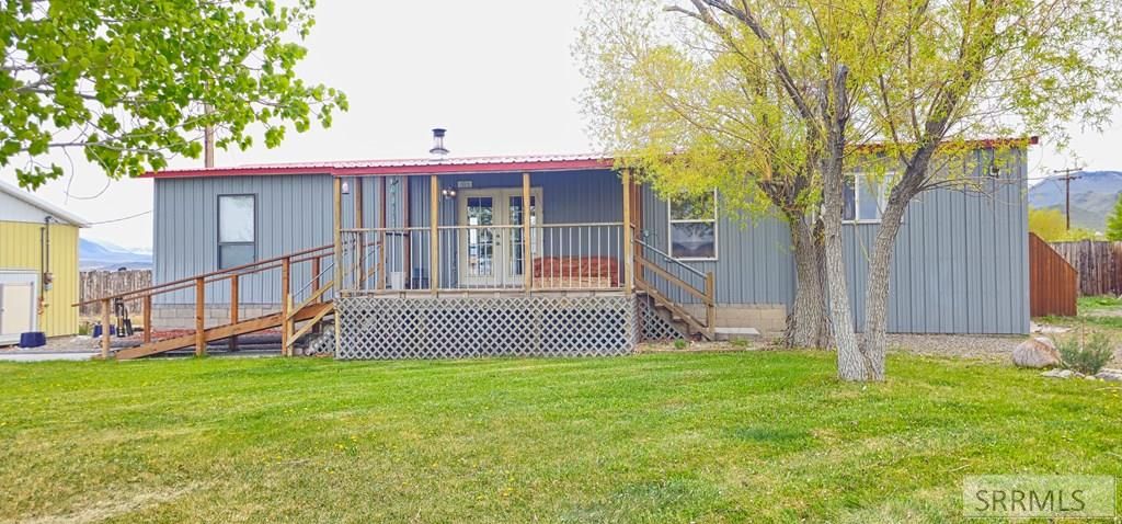 Image 39 of property listing at Address unavailable.
