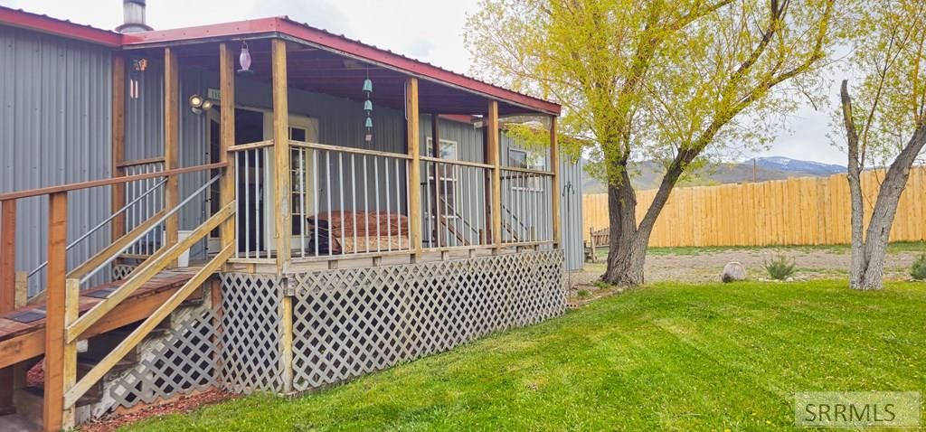 Image 4 of property listing at Address unavailable.