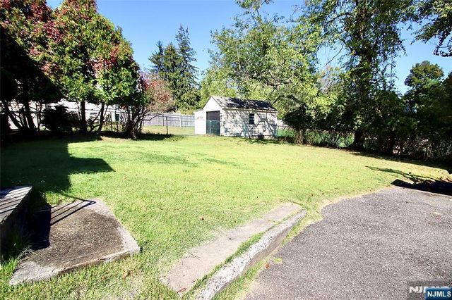 18 Durrell Street, Verona, NJ 07044