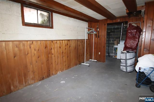 18 Durrell Street, Verona, NJ 07044