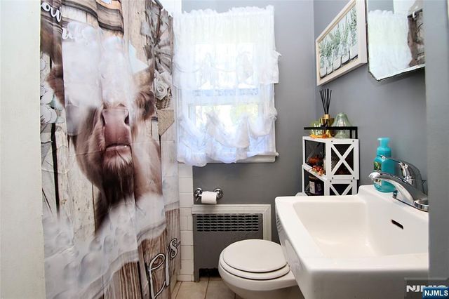 18 Durrell Street, Verona, NJ 07044