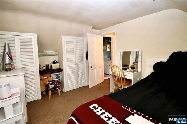 18 Durrell Street, Verona, NJ 07044