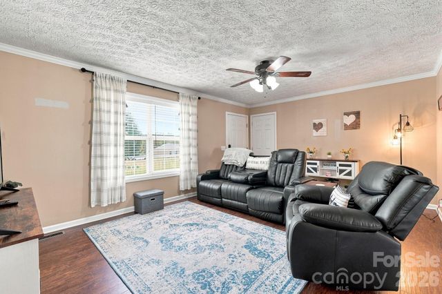 132 Kendra Drive, Mooresville, NC 28117