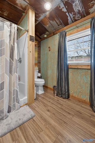 2700 Alfords Bend Road, Hokes Bluff, AL 35903