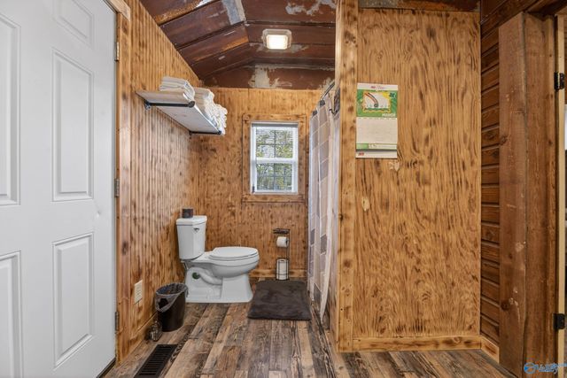 2700 Alfords Bend Road, Hokes Bluff, AL 35903