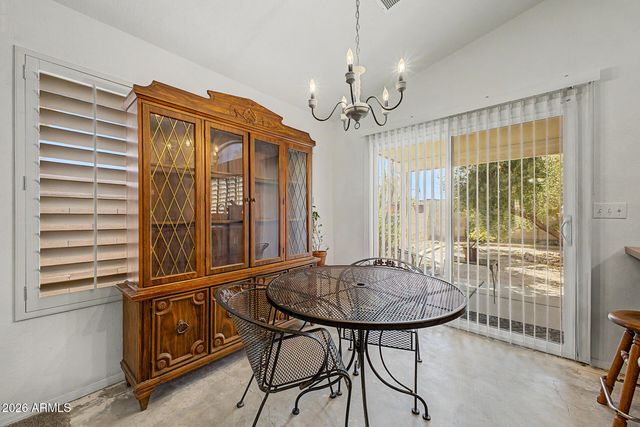 5017 W WIKIEUP Lane, Glendale, AZ 85308