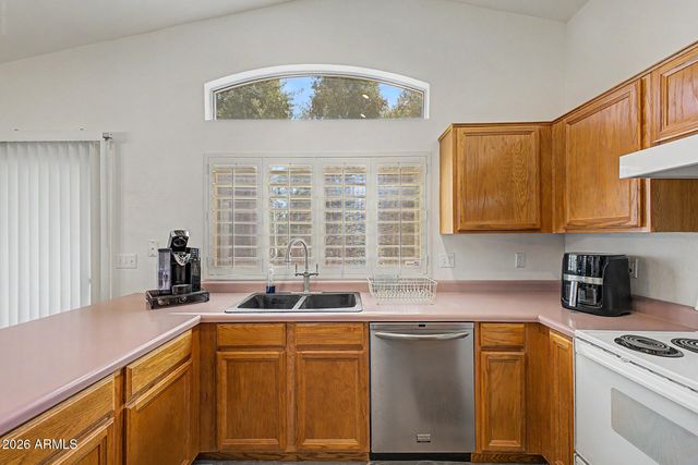5017 W WIKIEUP Lane, Glendale, AZ 85308