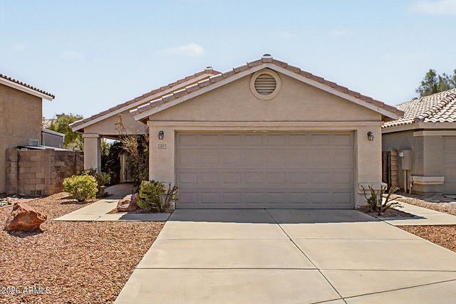 5017 W WIKIEUP Lane, Glendale, AZ 85308