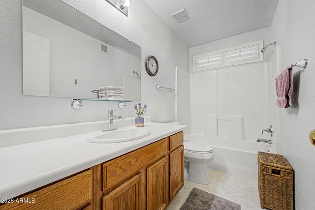 5017 W WIKIEUP Lane, Glendale, AZ 85308