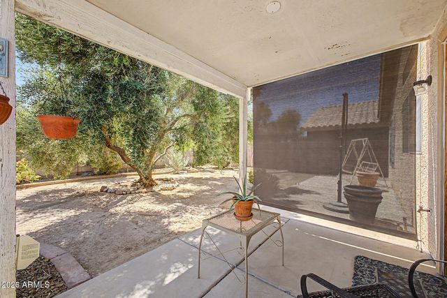 5017 W WIKIEUP Lane, Glendale, AZ 85308