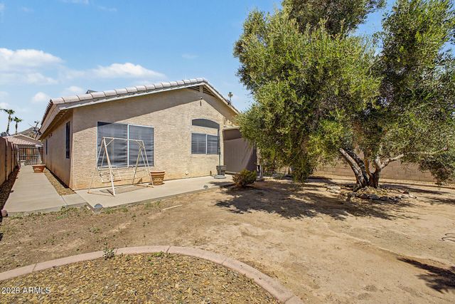 5017 W WIKIEUP Lane, Glendale, AZ 85308