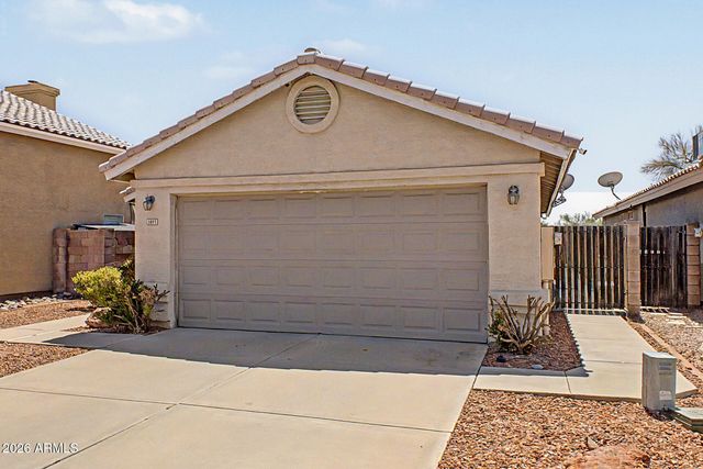 5017 W WIKIEUP Lane, Glendale, AZ 85308