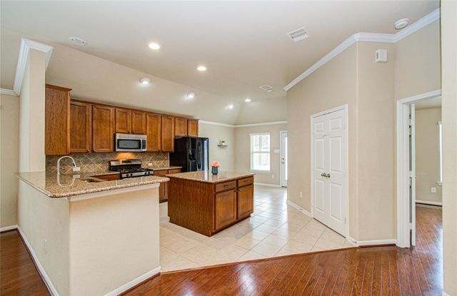 30065 Birchcreek Lane, Brookshire, TX 77423