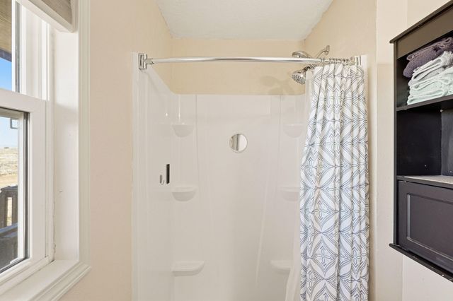 50 Clinger Lane, Los Lunas, NM 87031