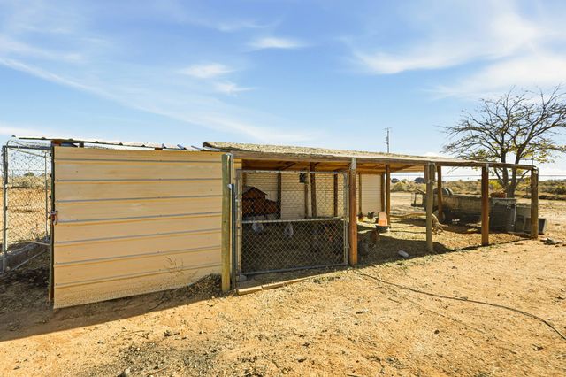 50 Clinger Lane, Los Lunas, NM 87031