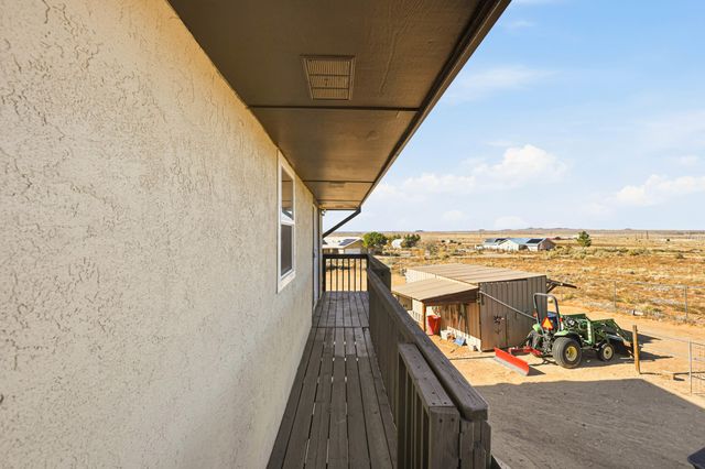 50 Clinger Lane, Los Lunas, NM 87031