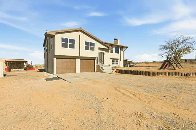50 Clinger Lane, Los Lunas, NM 87031