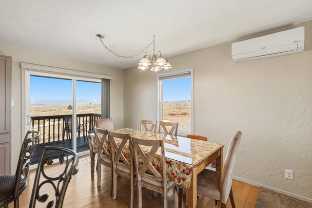 50 Clinger Lane, Los Lunas, NM 87031