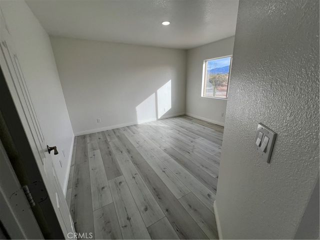 12911 Corton, Phelan, CA 92371