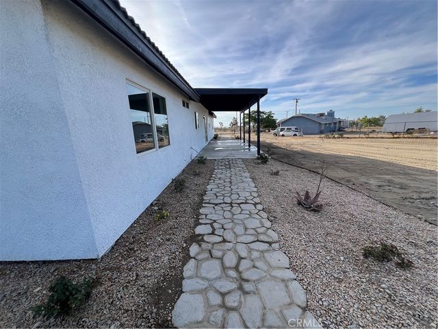 12911 Corton, Phelan, CA 92371