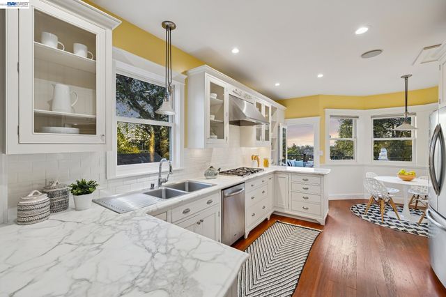 4081 NORTON AVENUE, Oakland, CA 94602