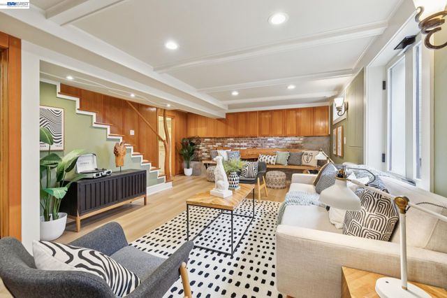 4081 NORTON AVENUE, Oakland, CA 94602