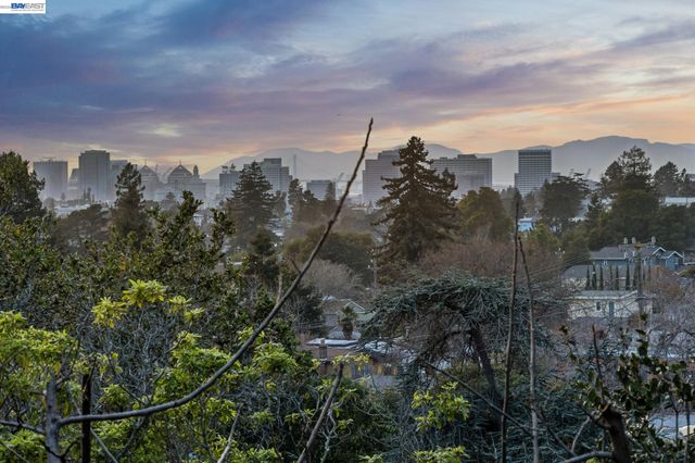 4081 NORTON AVENUE, Oakland, CA 94602