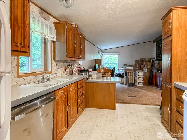 31600 126th Avenue SE #129, Auburn, WA 98092