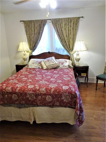 815 Haynes Street, Denton, TX 76201