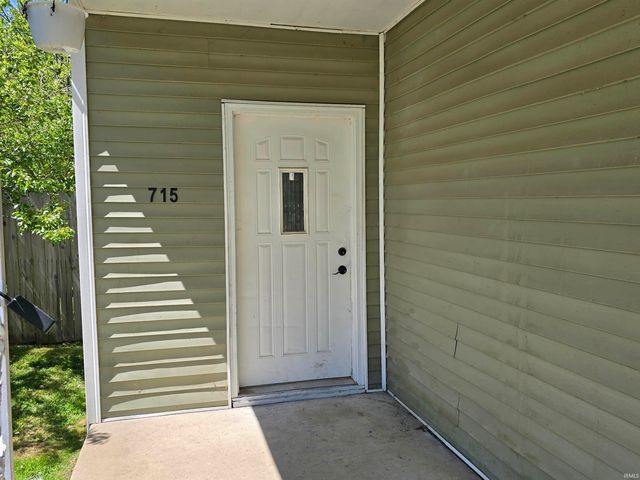 715 S Stormont Street, Princeton, IN 47670