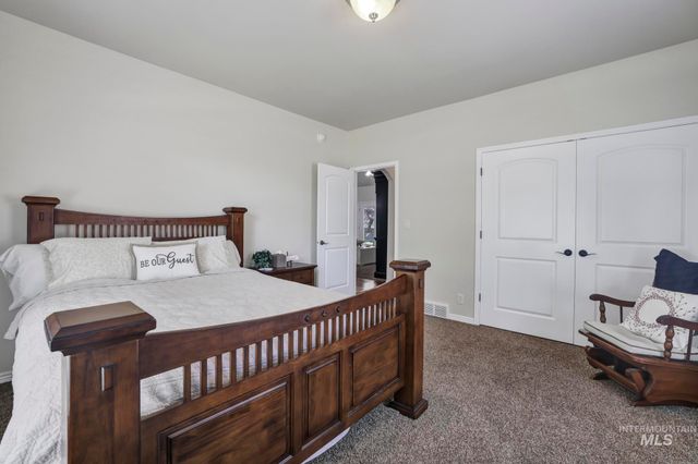 881 Morning Sun Dr, Twin Falls, ID 83301